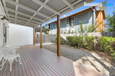 Mudjimba Island Beach House - Tourism Adelaide 5