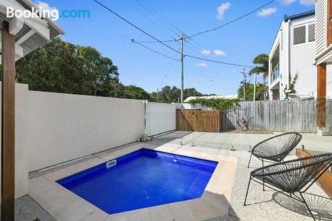 Mudjimba Island Beach House - Tourism Adelaide 1