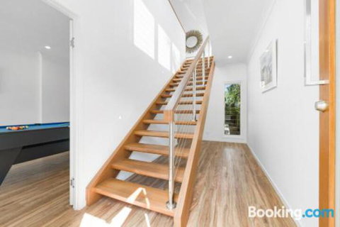 Mudjimba Island Beach House - Tourism Adelaide 2