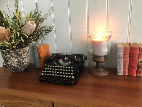 The Rested Guest 3 Bedroom Cottage West Wyalong - Tourism Adelaide 6