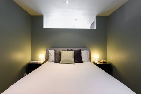 LUCY Stylish City Vibe & Views - Tourism Adelaide 6