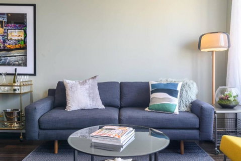 LUCY Stylish City Vibe & Views - Tourism Adelaide 3
