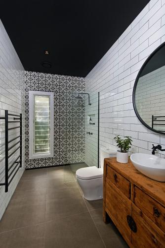 A Home Like Few Others - Tourism Adelaide 3