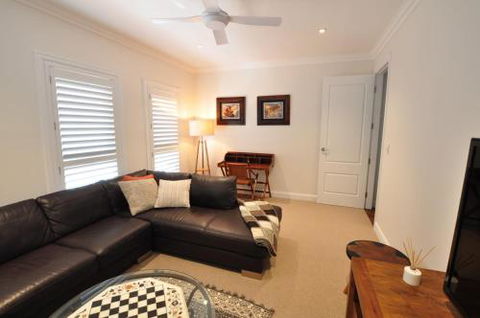 A Home Like Few Others - Tourism Adelaide 5