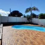 Across The Road From The Beach! - Tourism Adelaide 0