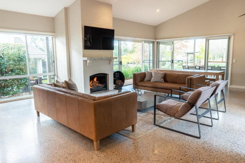 RUST - Tourism Adelaide 1