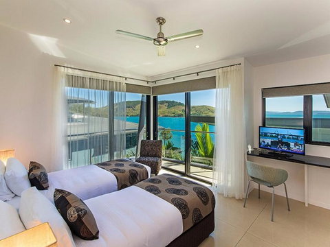 Edge Penthouse On Hamilton Island - Tourism Adelaide 1
