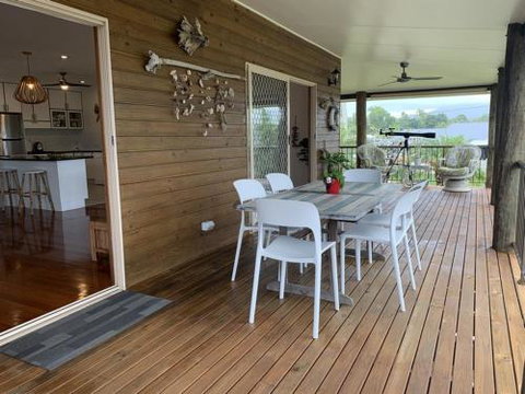 Ocean Breeze - Tourism Adelaide 1