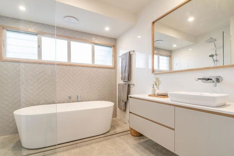 22 North Lennox Head - Tourism Adelaide 6