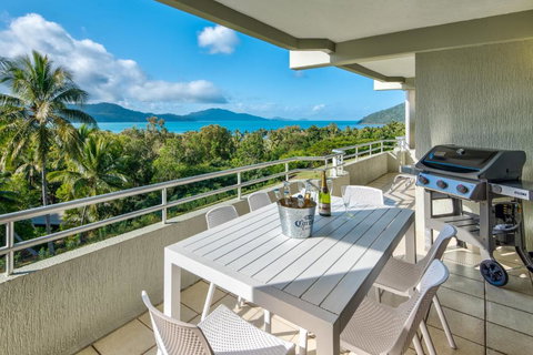 2 Bedroom Poinciana Lodge - Tourism Adelaide 4