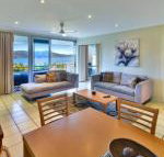 2 Bedroom Poinciana Lodge - Tourism Adelaide