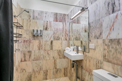 Vista Hillview Family Villa - Tourism Adelaide 4