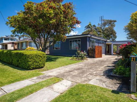 SPINDRIFT Kiama & Surrounds 4pm Check Out Sundays - Tourism Adelaide 2