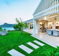 Whitehaven Luxury 5 Bedroom 5 Bathroom House Ocean View With 2 Golf Bu - Tourism Adelaide