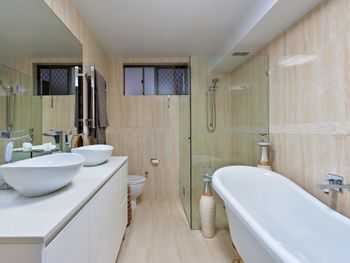 Yachtsmans Rest Unit 1 / 37 Victoria Parade - Tourism Adelaide 1