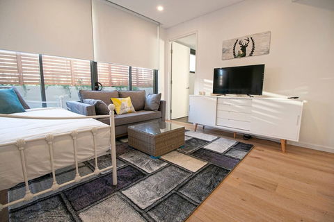 F03-darling Harbour 1 BDR APT - Tourism Adelaide 1