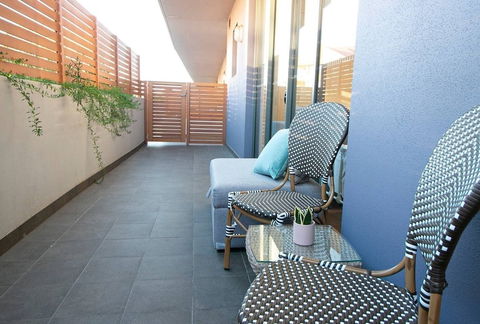 F03-darling Harbour 1 BDR APT - Tourism Adelaide 6