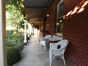 La Pausa - Tourism Adelaide 1