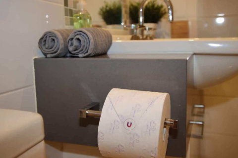 Stylish Mod Apt Near CBD Free Parking - Tourism Adelaide 5