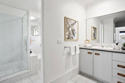 Lennox Belle - Tourism Adelaide 4