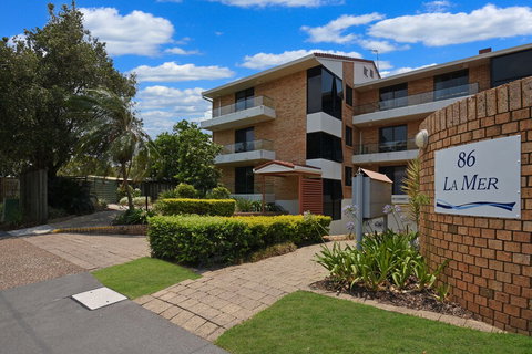 Oceanside Apartment - LAMER9 - Tourism Adelaide 0