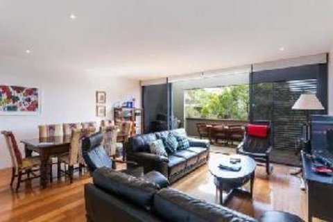 Anglesea Surf Beach Apartments - Tourism Adelaide 3