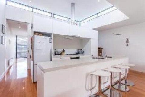 Anglesea Surf Beach Apartments - Tourism Adelaide 4