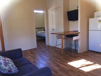 Beaches Of Byron - Tourism Adelaide 3