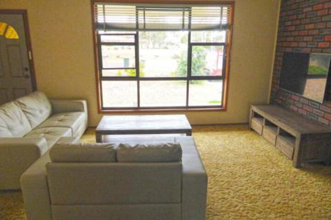 Kellys Getaway At Culburra Beach - Tourism Adelaide 4