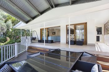 Burleigh Heights - Tourism Adelaide 4