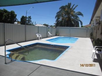 Dragon & Phoenix Motel - Tourism Adelaide 1