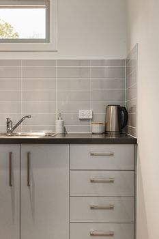 Bright & Updated 1 Bedroom Apartment - Tourism Adelaide 2