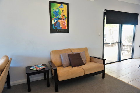 Ningaloo Breeze Villa 10 - Tourism Adelaide 5