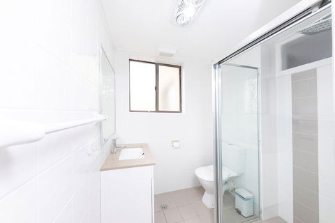 Hibiscus Court Unit 4 - Tourism Adelaide 2