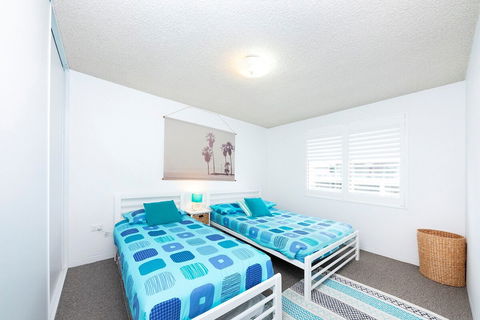 Hibiscus Court Unit 4 - Tourism Adelaide 1