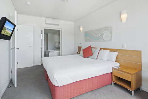 Sea La Vie - Airlie Beach - Tourism Adelaide 4