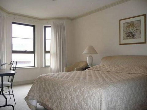 Absolute Luxury In The East End Of Adelaide Apartment - Tourism Adelaide 4