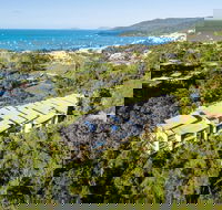 Azure Sea Whitsunday Resort