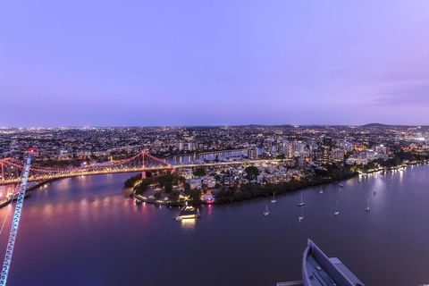 Oaks Aurora Tower - Tourism Adelaide 0