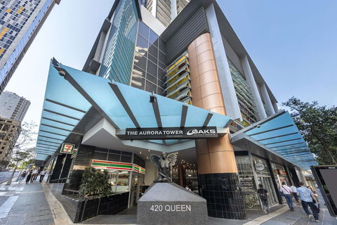 Oaks Aurora Tower - Tourism Adelaide 4