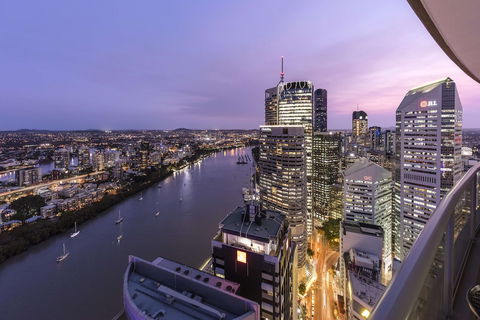 Oaks Aurora Tower - Tourism Adelaide 2