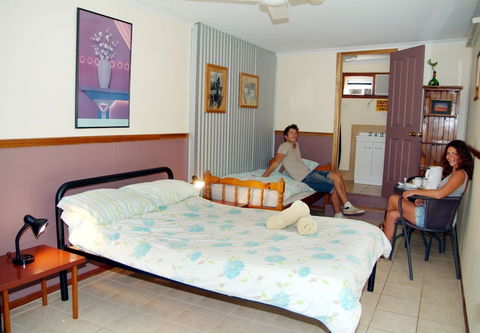 Woolshed Eco Lodge - Tourism Adelaide 5