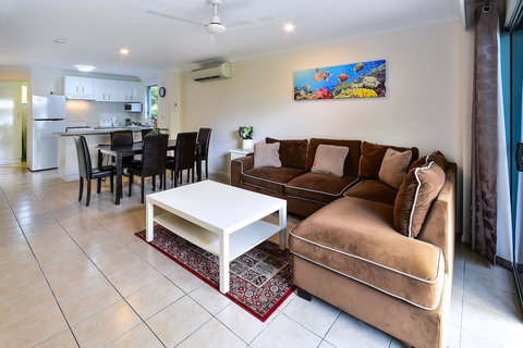 Sunset Waters Apartments - Tourism Adelaide 6