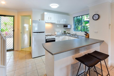 Sunset Waters Apartments - Tourism Adelaide 3