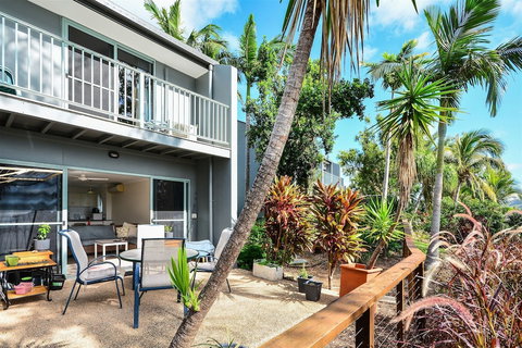 Sunset Waters Apartments - Tourism Adelaide 0