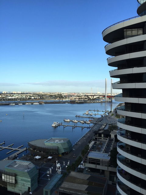 Apartments Melbourne Domain - New Quay Docklands - Tourism Adelaide 0