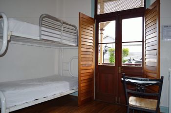 Aussie Way Backpackers - Tourism Adelaide 2