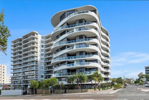 Breeze Mooloolaba - Tourism Adelaide 0
