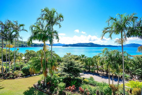 Frangipani 5 On Hamilton Island - Tourism Adelaide 1
