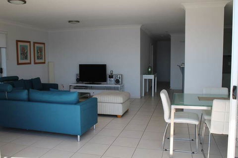 Regent Place Apartments - Tourism Adelaide 5